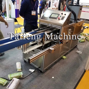 Paper box sealing equipment Paper box sealing equipment