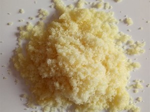 Pharmaceutical Chemical Yellow Powder Isotretinoin for Treatment of CAS: 4759-48-2