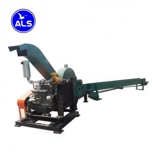 Wood chipper with conveyor