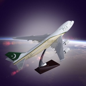 Scale Model Aircraft Simulation Airplane Model Factory Customized Gift Pakistan Airlines Boeing 747 Resin for Souvenir