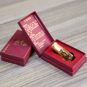 China Agarwood oil/Pure Agarwood oil