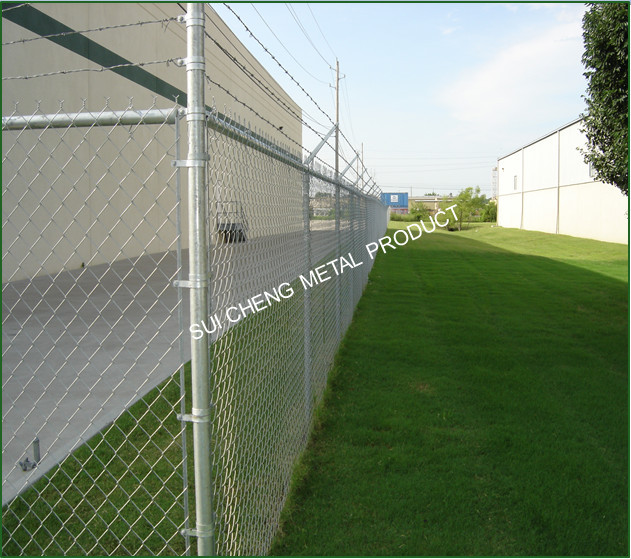 chain link fence