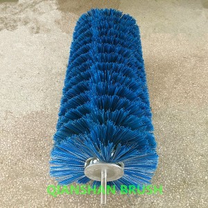 ISO-9001 certified snow wafer road brushes on sanitation car