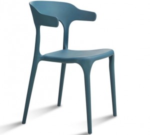 Comfortable Modern Wholesale OX Horn Design Plastic Stackable Chair Kitchen PP Plastic Dining Chairs For Sale