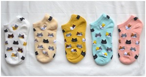 5 Pair/set Cute Cartoon Little Cat Women Socks Cotton Kawaii Cute Fashion Girls Summer Short Ankle Invisible Socks with Gift Box