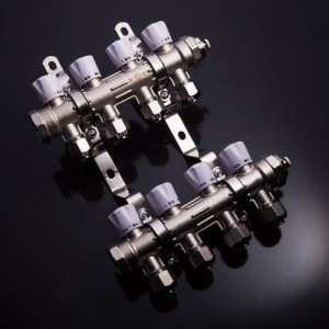 Forging one manual temperature control manifold