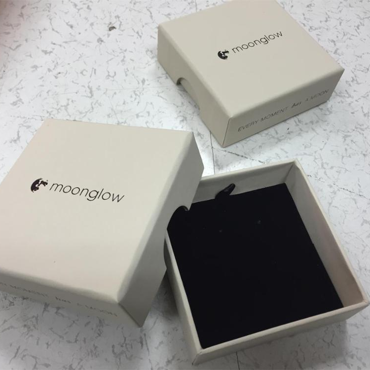 Cheap-high-quality-black-package-jewelry-box.jpg