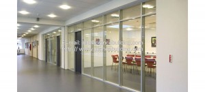 Double glass partition