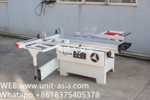 Sliding table panel saw Sliding table panel saw