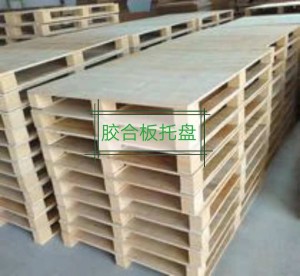 Heat treated wood pallet