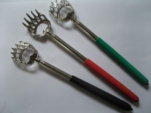 bear claw telescopic back scratcher