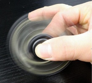 Hot Selling EDC Finger Toy Fidget Spinner Fingertip Gyroscope