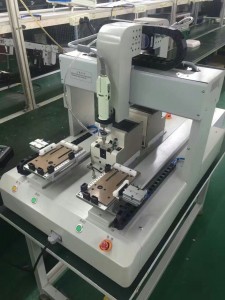 Yb - LS04: Six-Axis Robotic Screwdriving System, with Four Tables + Two Feeders + Two Electric Drivers, High Efficiency.