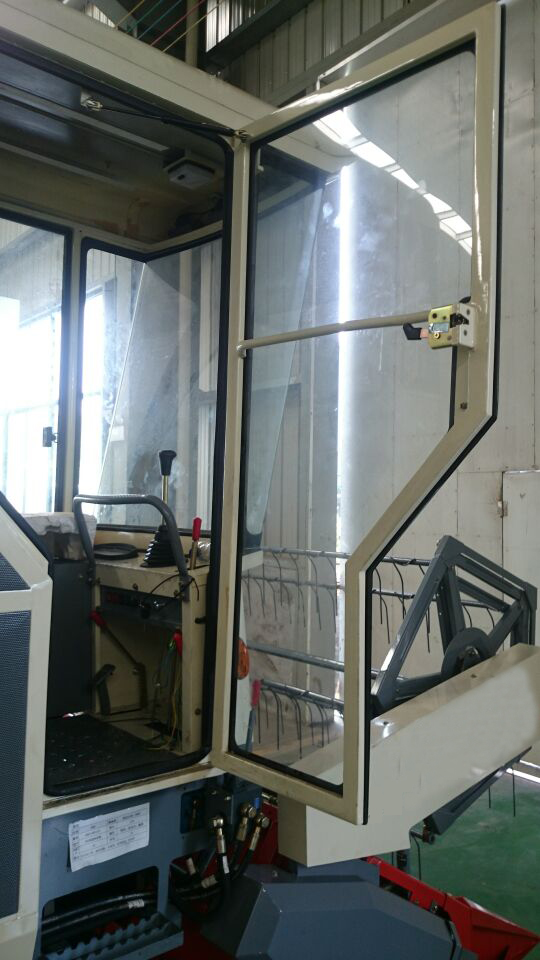 Wishope 4lz-4.5b Combine Harvester with Air Condition