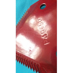 High Quality New Holland Harvester Spare Parts Knife Blade P49650