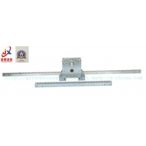 Staggered Ventilation Pinion and Rack Greenhouse